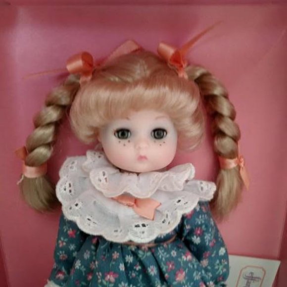 Effanbee Li'l Innocents "Li'l Judy" - NIB - Picture 2 of 10